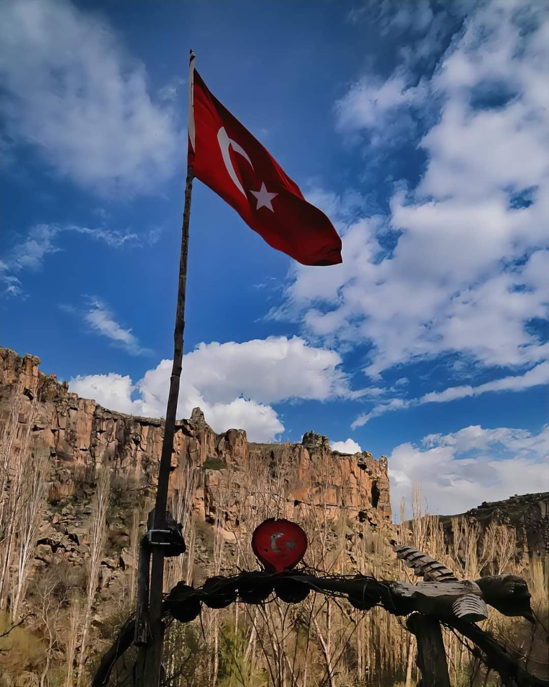 Aksaray Belediye Başkanı Evren Dinçer'den Pazar Mesajı: Birlik ve Beraberlik Vurgusu