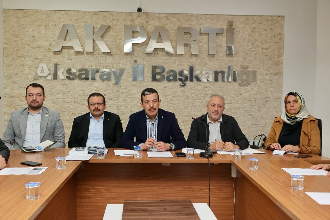 AK Parti Aksaray İl Başkanı Hamza Aktürk Başkanlığında Yürütme Kurulu Toplantısı Gerçekleştirildi