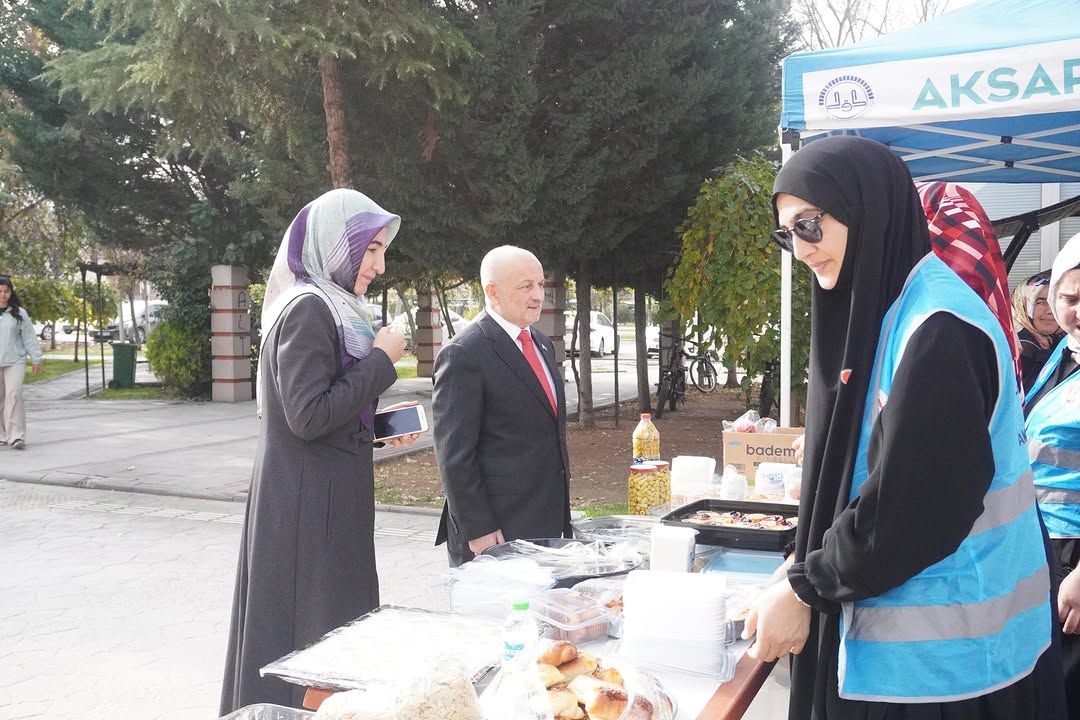 Aksaray'dan Gazze'ye İyilik Köprüsü: Hayır Çarşısından Büyük Destek