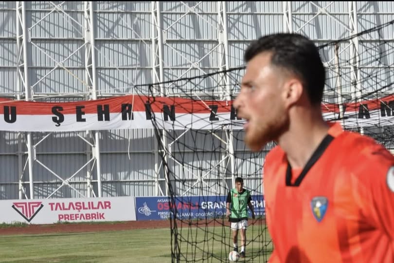Karacabey'de Futbol Sahası Gerginliği: Baş Mimar Hüseyin Arslan Tartışmanın Merkezinde
