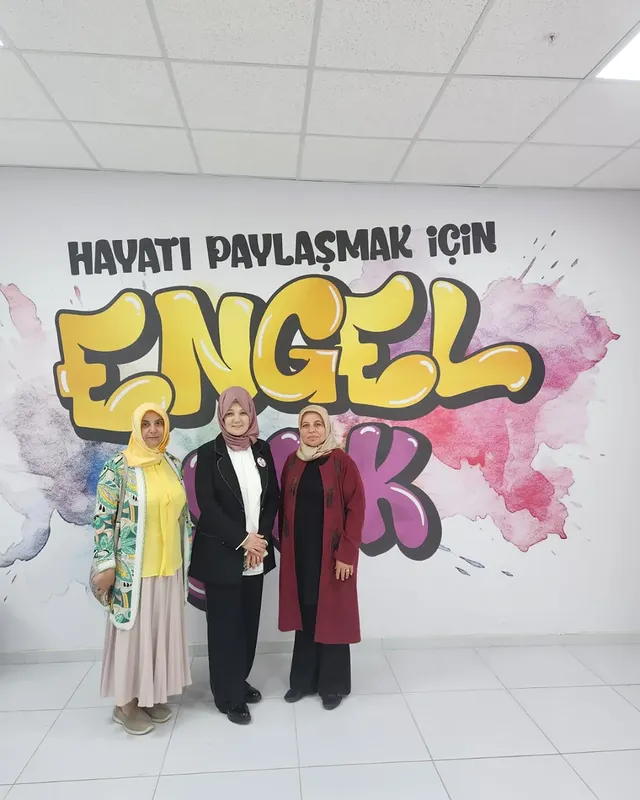 Aksaray'da Engelli Anneler Derneği'ne Ziyaret