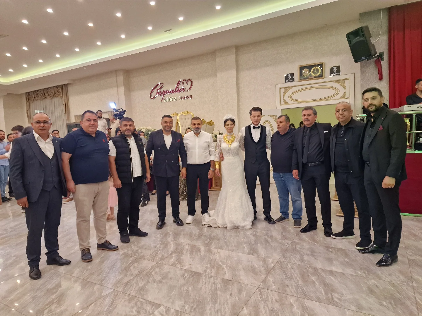 Aksaray Ticaret ve Sanayi Odası Başkanı Koçaş, Meclis Üyesinin Kızının Düğününe Katıldı