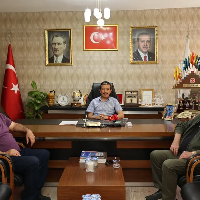 AK Parti Aksaray İl Başkanı Hamza Aktürk İş İnsanlarından Ramazan Abaklı'yı Ağırladı