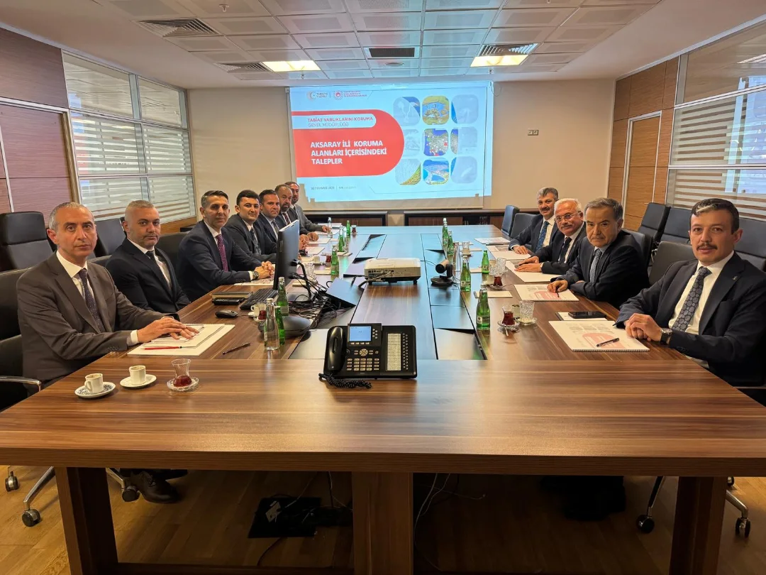 Aksaray AK Parti İl Başkanı Aktürk, Çevre, Şehircilik ve İklim Değişikliği Bakanlığı'nda