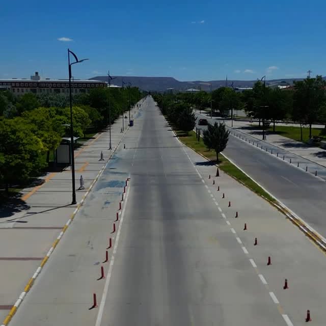 Aksaray Üniversitesi Rektörü Prof. Dr. Arıbaş'tan Öğrencilere Nostalji Çağrısı