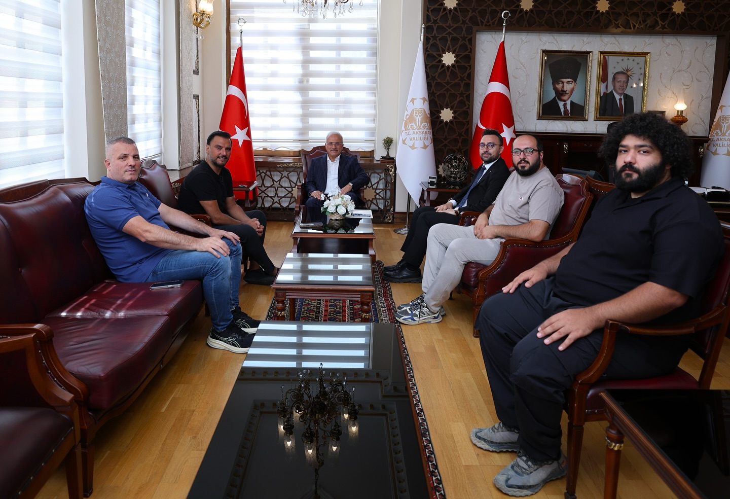 Alişan, Aksaray Valisi ile Bir Araya Geldi
