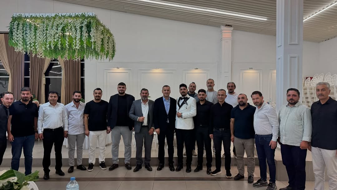 Aksaray'da Mutlu Düğün: Dilara ve Köksal'ın Nikahı