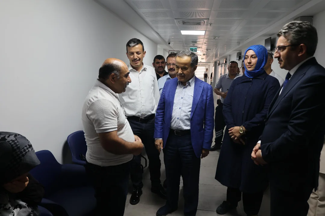 Aksaray AK Parti İl Başkanı Hamza Aktürk Yeni Ağız ve Diş Sağlığı Merkezi'ni Ziyaret Etti