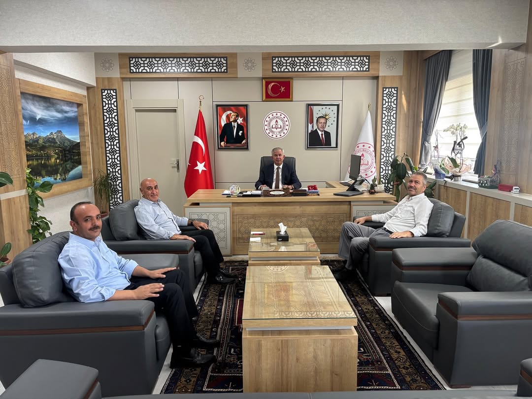 Aksaray Milli Eğitim Müdürü Alpaslan’a Önder İmam Hatipliler Derneği Ziyareti