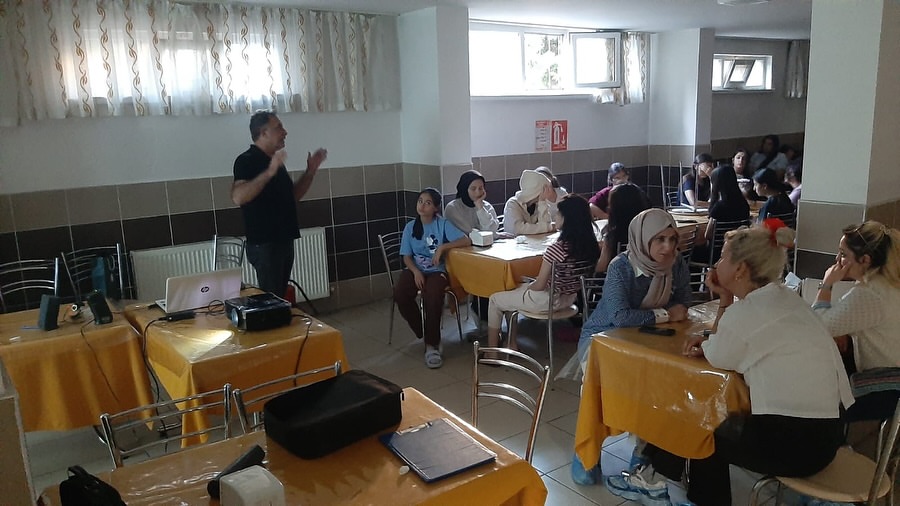 Aksaray'da Öğrencilere Afet Farkındalık Eğitimi Başladı