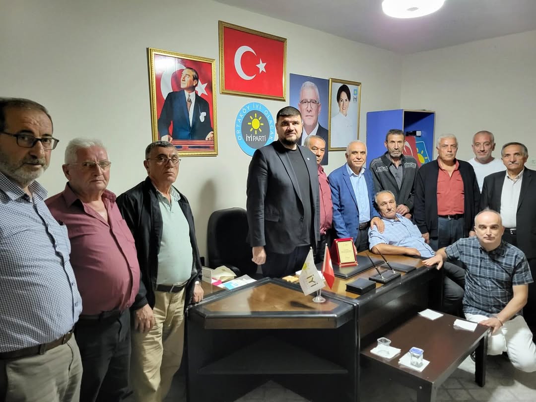 Aksaray İYİ Parti'de İl ve İlçe Başkanları Değişti