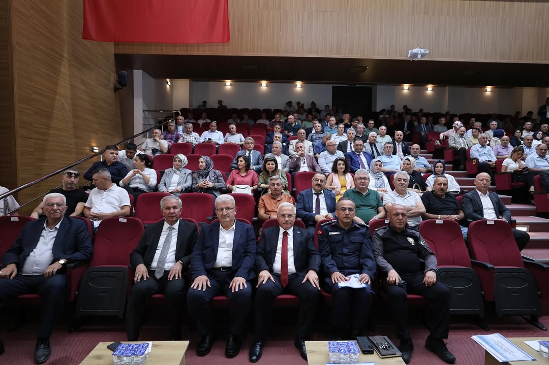 Aksaray'da Okul Güvenlik Tedbirleri Toplantısı Yapıldı