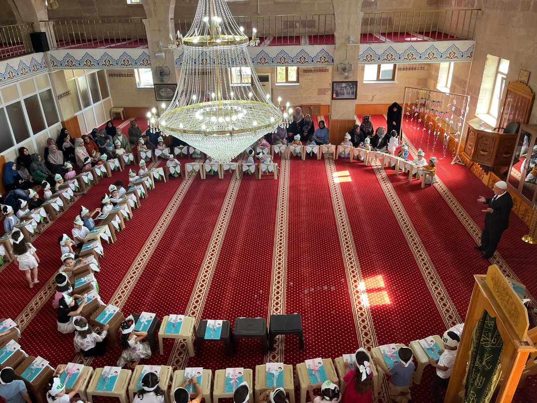 Aksaray'da 4-6 Yaş Kur'an Kursu Öğrencileri Bedi Besmele Merasimiyle Eğitim Hayatına Başladı