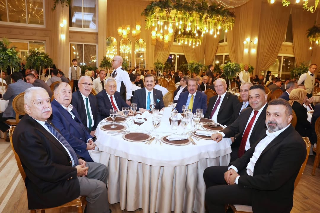Aksaray TSO Başkanı Ahmet Koçaş, Bakan Cenap Aşçı'nın Oğlunun Düğününe Katıldı