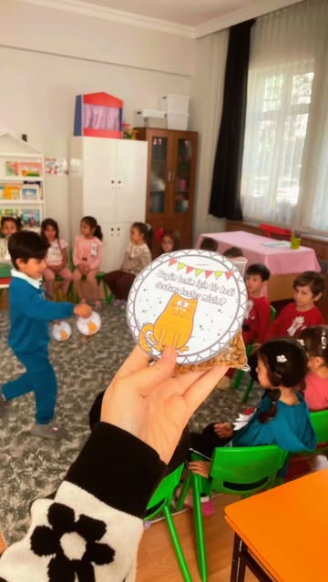 Aksaray'da Minik Öğrencilerden 4 Ekim Hayvanları Koruma Günü'ne Özel Anlamlı Etkinlik