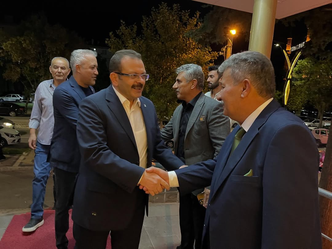 AK Parti Aksaray İl Başkanı Hamza Aktürk'ten Düğün Ziyareti