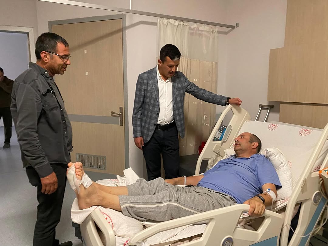 Aksaray'da Hastane Ziyareti: AK Parti İl Başkanı Hastalara Moral Verdi