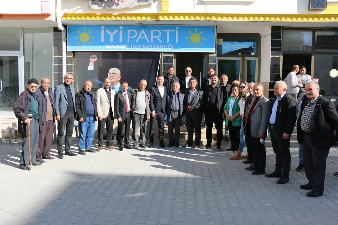 İYİ Parti'de Gülağaç İlçe Kongresi Tamamlandı: Ahmet Münir Koca Başkan Seçildi
