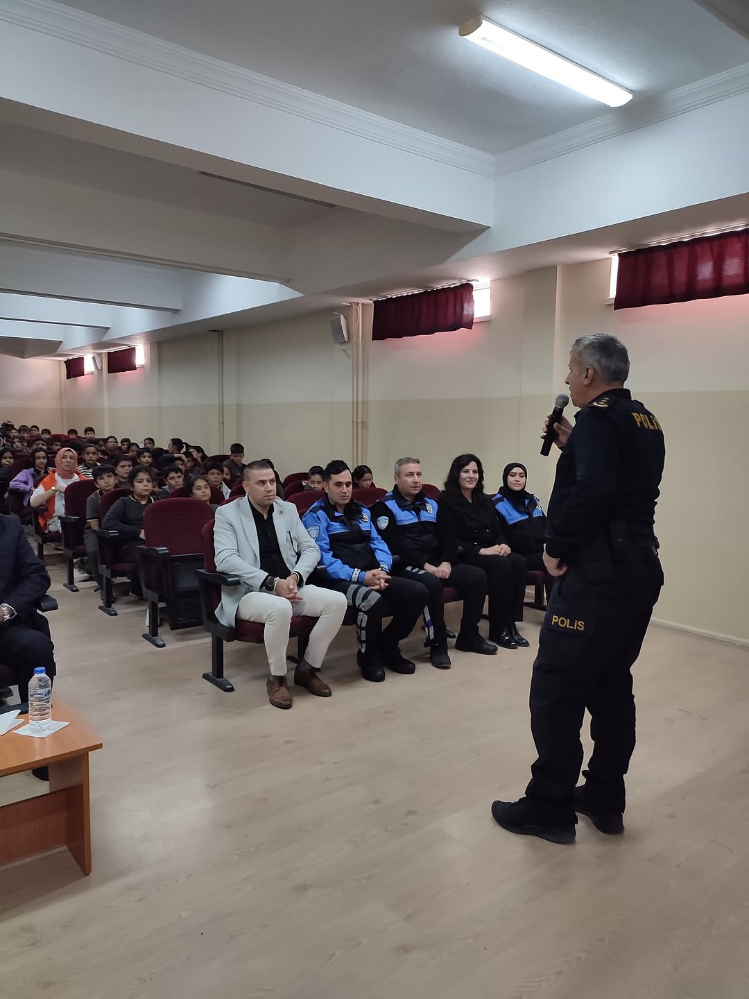 Aksaray'da Gençliğe Umut Projesi Kapsamında Okuma Etkinliği Başladı