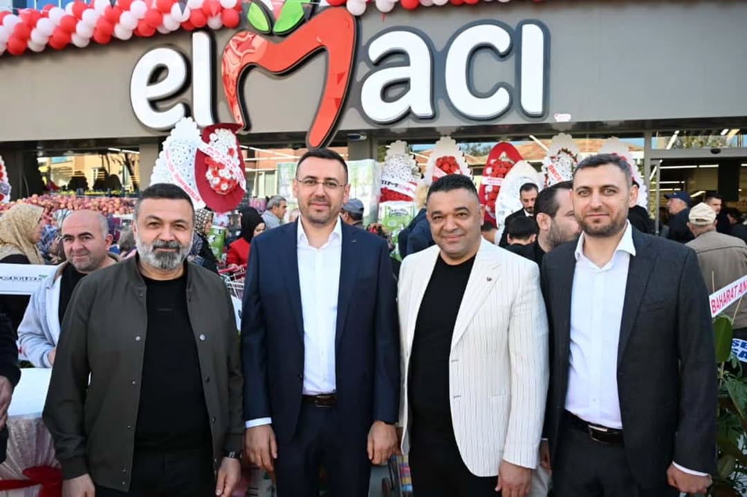 Aksaray'da Elmacı AVM'den Büyük Açılış: Dört Yeni Şube Hizmete Girdi