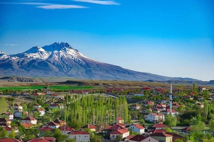 Aksaray Belediye Başkanı Evren Dinçer'den Huzur Dolu