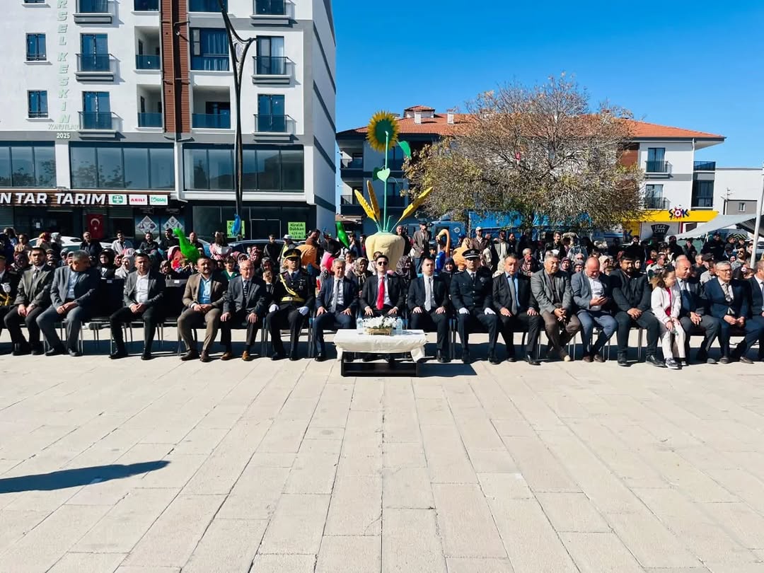 Aksaray'da Cumhuriyet Bayramı Kutlamalarına İYİ Parti'den Katılım