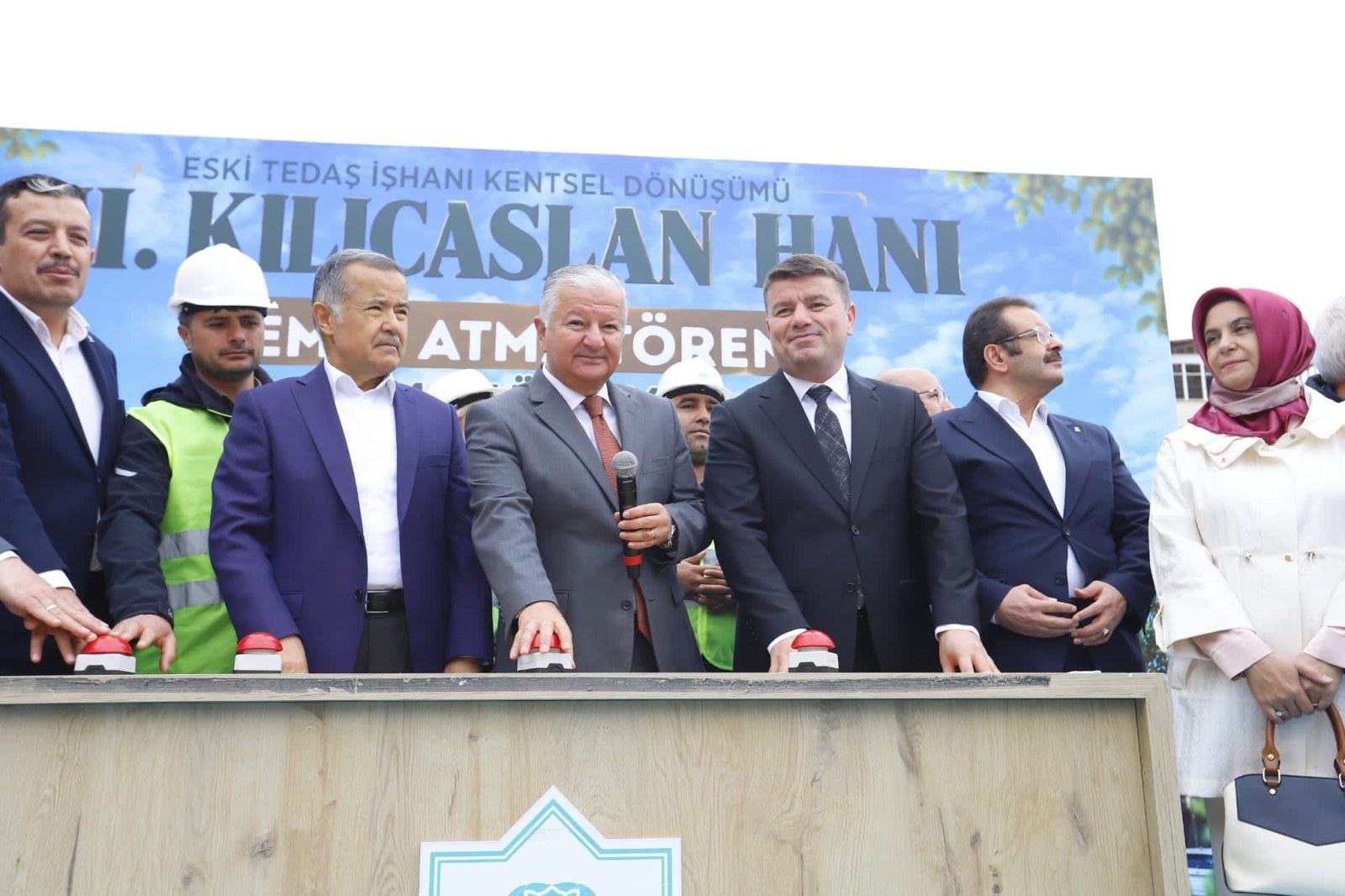 II. KILIÇASLAN HANI’NIN TEMELLERİ ATILDI MİLLETVEKİLİ AYDOĞDU: “ŞEHRİN HAFIZASINI GELECEĞE TAŞIYAN BİR PROJENİN TEMELİNİ ATIYORUZ”