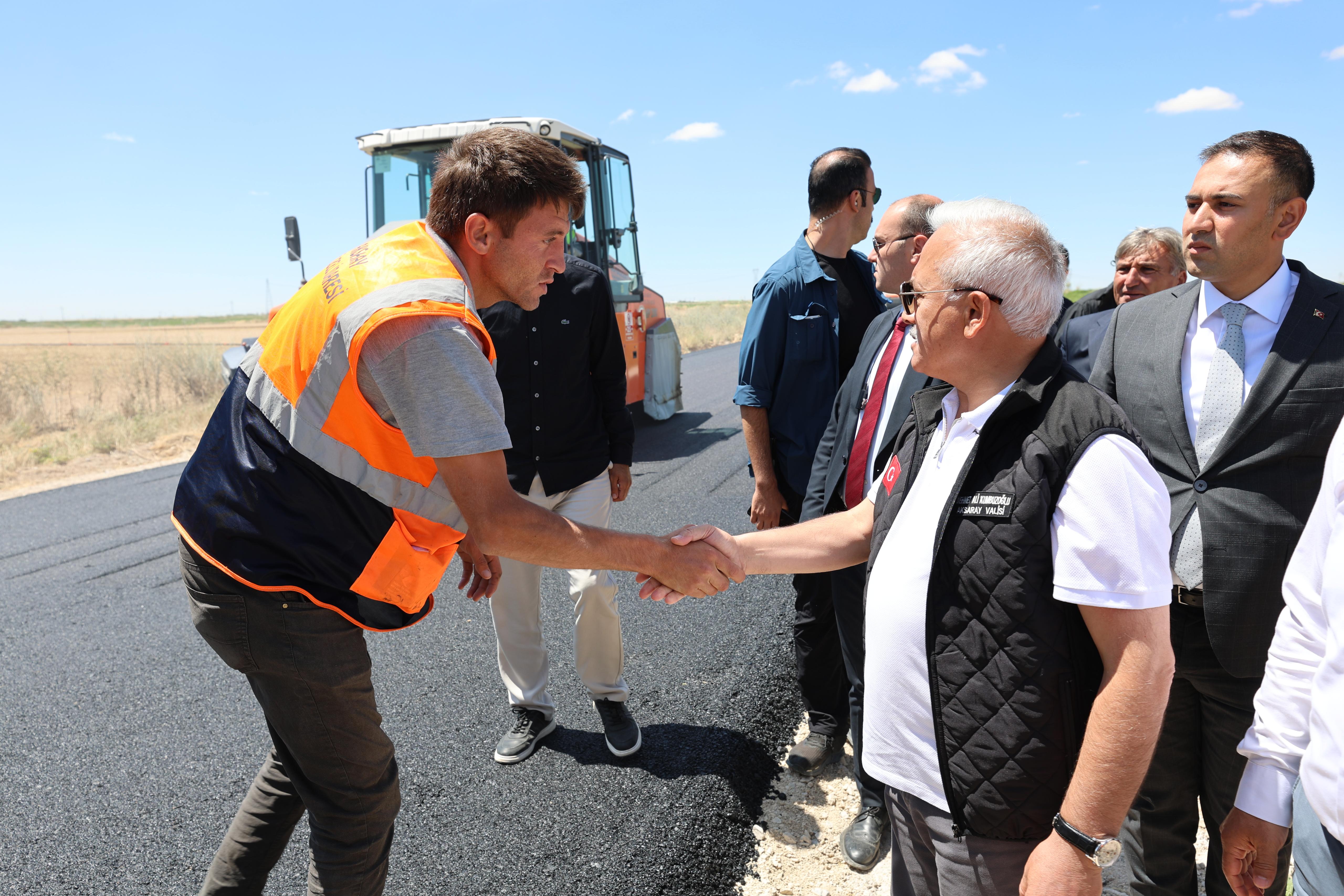 Vali Kumbuzoğlu, Sultanhanı Kırkdelik–Tepeköy-Çağlak Bağlantı Yolunda İncelemelerde Bulundu