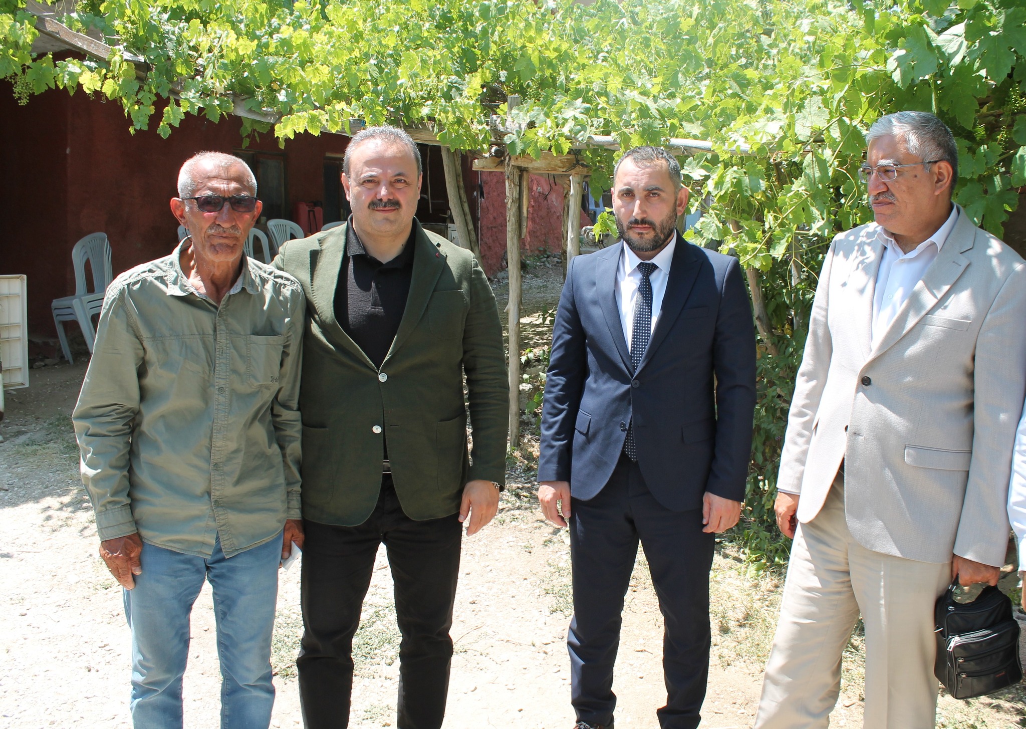 Aksaray Üniversitesi Rektöründen Şehit Ailesine Taziye Ziyareti