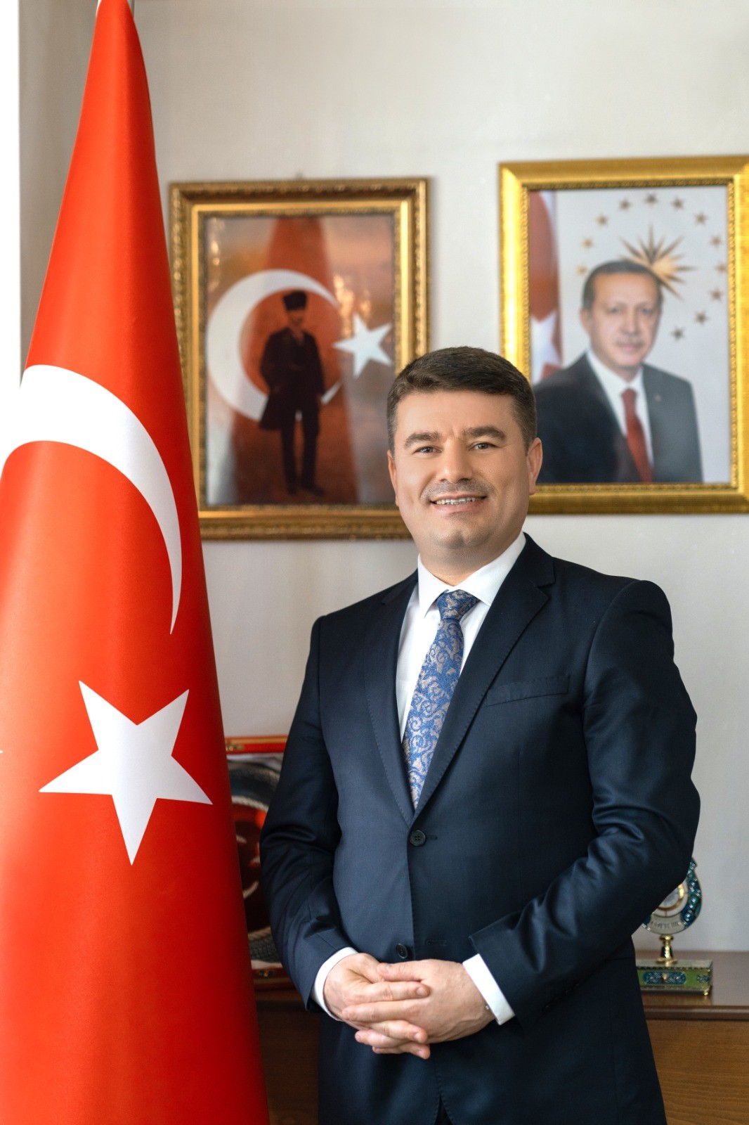 BELEDİYE BAŞKANI DR. EVREN DİNÇER’İN 29 EKİM CUMHURİYET BAYRAMI MESAJI