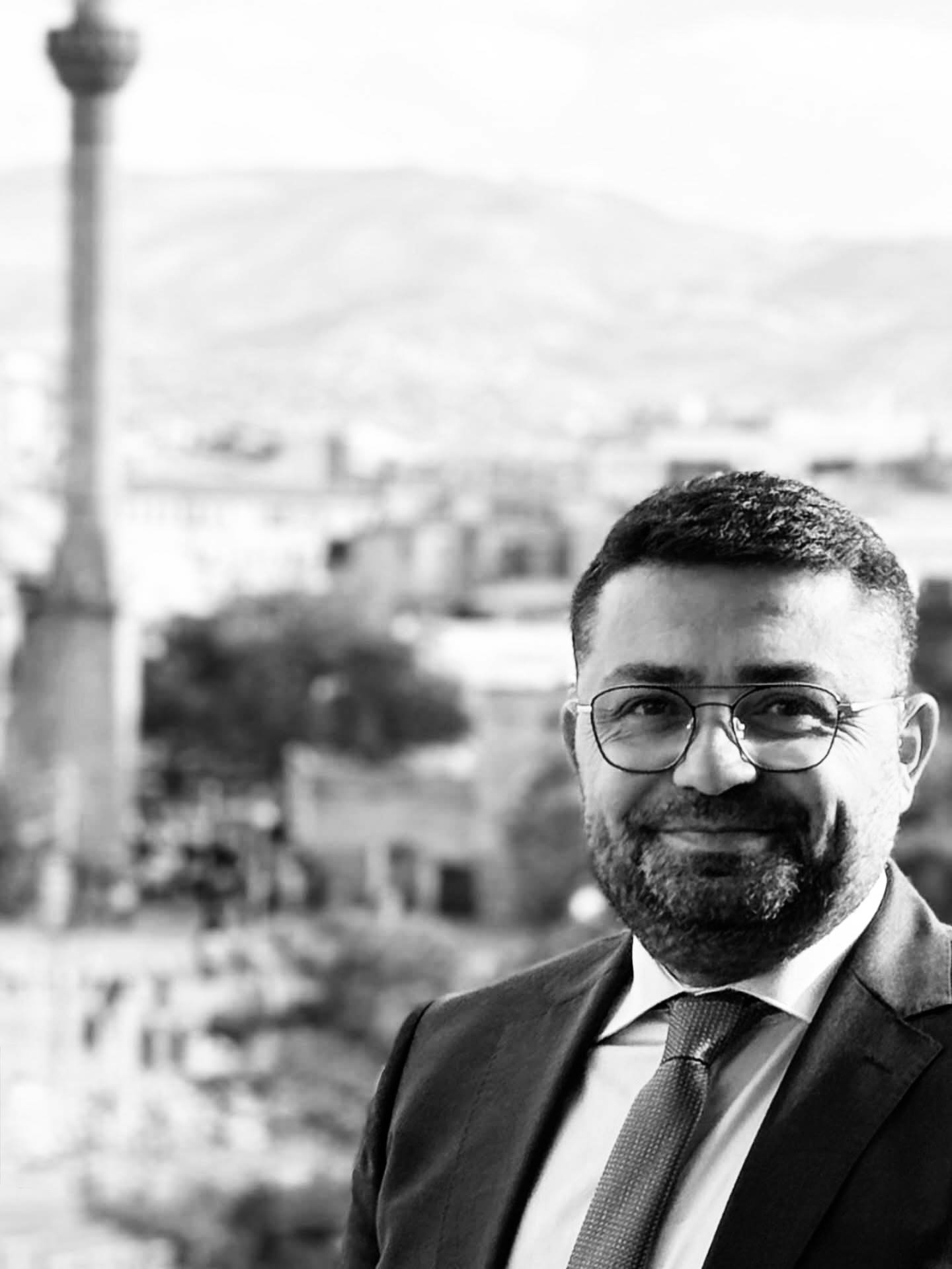 ÜNLÜ İŞ ADAMININ VEFATI ÜZDÜ