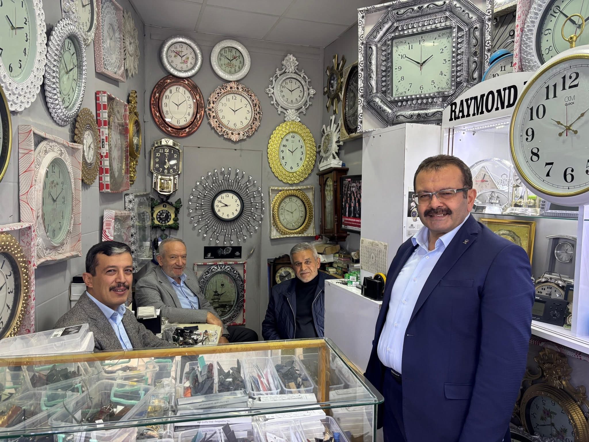 BAŞKAN AKTÜRK’ÜN ESNAF VE VATANDAŞ ZİYARETLERİ YOĞUN İLGİ GÖRDÜ