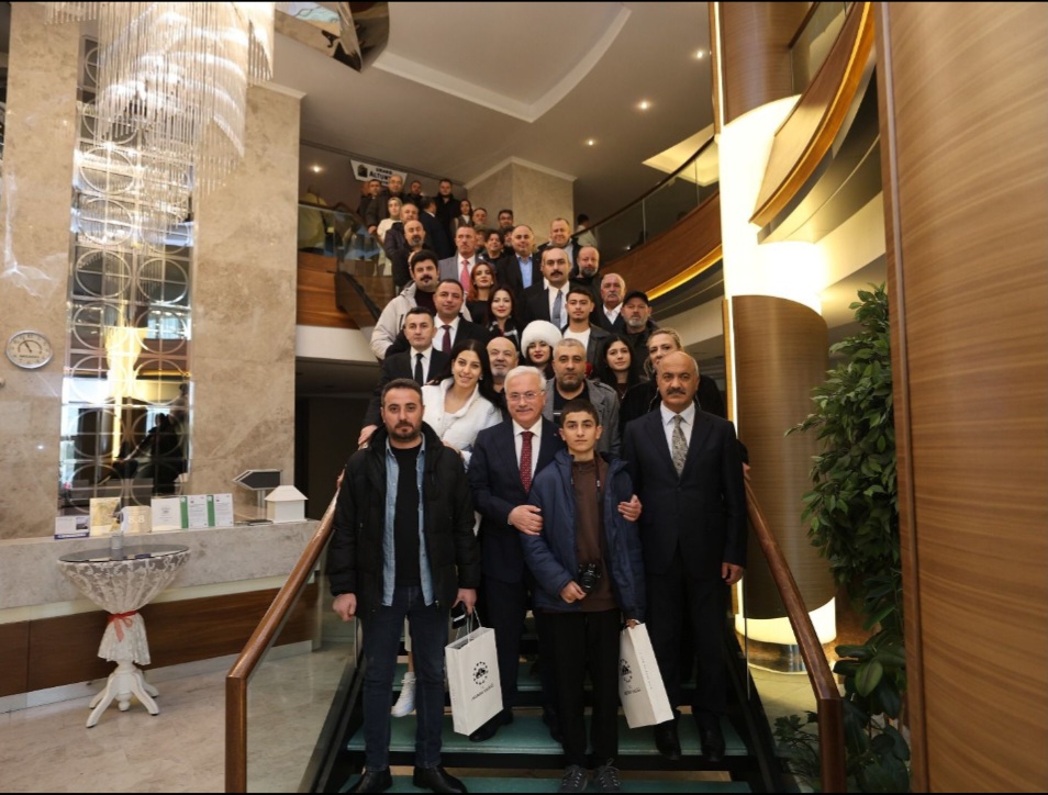 Aksaray Valisi Kumbuzoğlu 10 Ocak Gazeteciler gününde  Basın mensuplarıyla buluştu