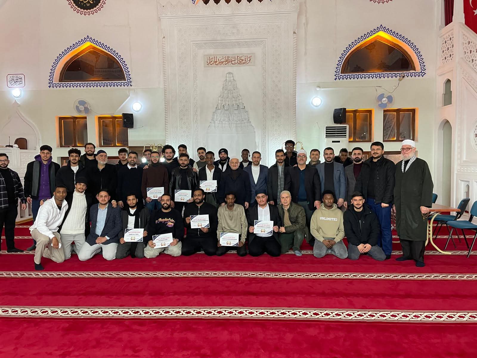 Aksaray’daki Uluslararası Öğrencilere Yönelik “Kur’an-ı Kerimi Güzel Okuma Yarışması” Tertip Edildi.