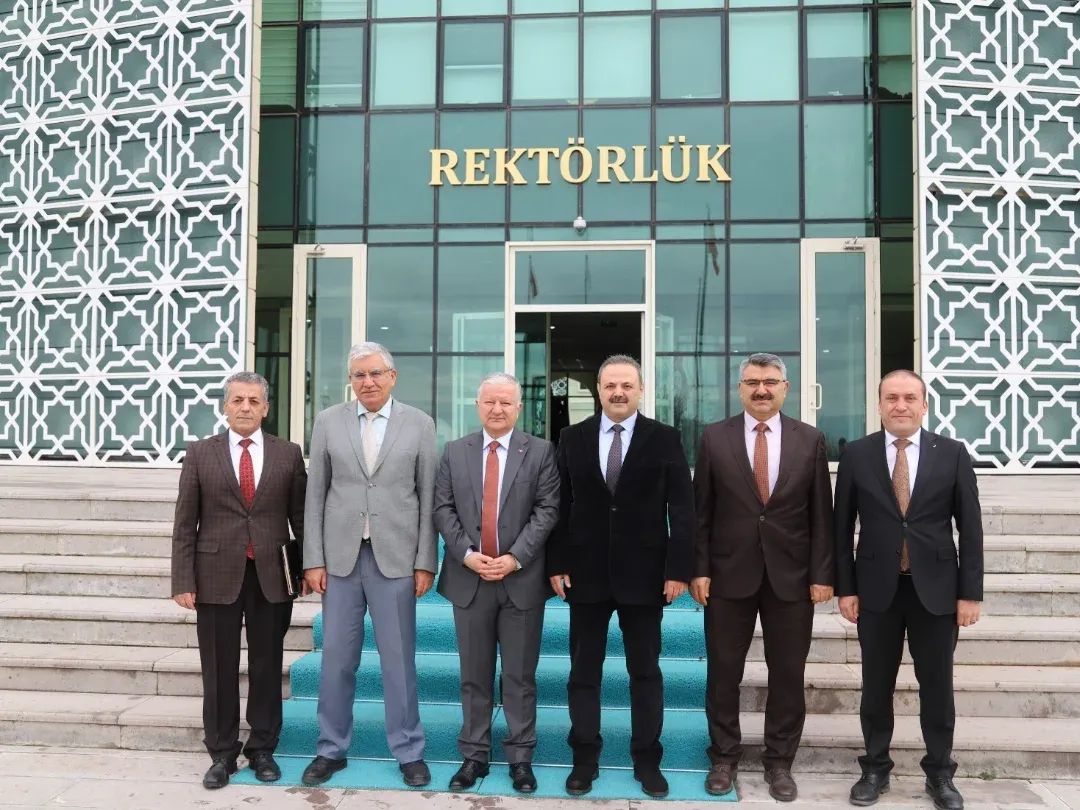 ASÜ Rektörü Prof. Dr. Alpay Arbaş’tan Vali Murat Duru’ya Teşekkür