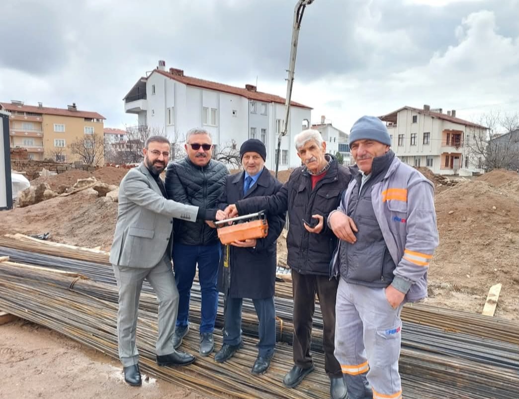 AKSARAY’DA YENİ BİR 4-6 YAŞ KUR’AN KURSU TEMELİ DUALARLA ATILDI.