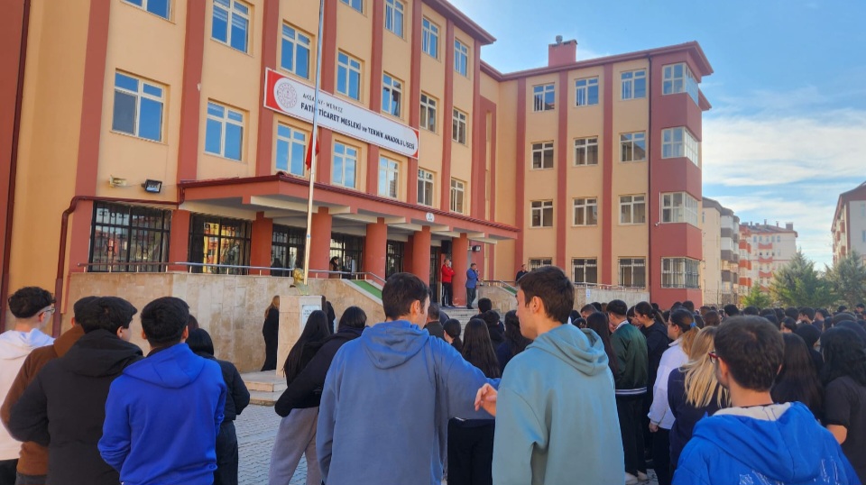 Aksaray Liseleri, Ticaret Lisesi’nin 50. Kuruluş Yıldönümünde Buluşuyor