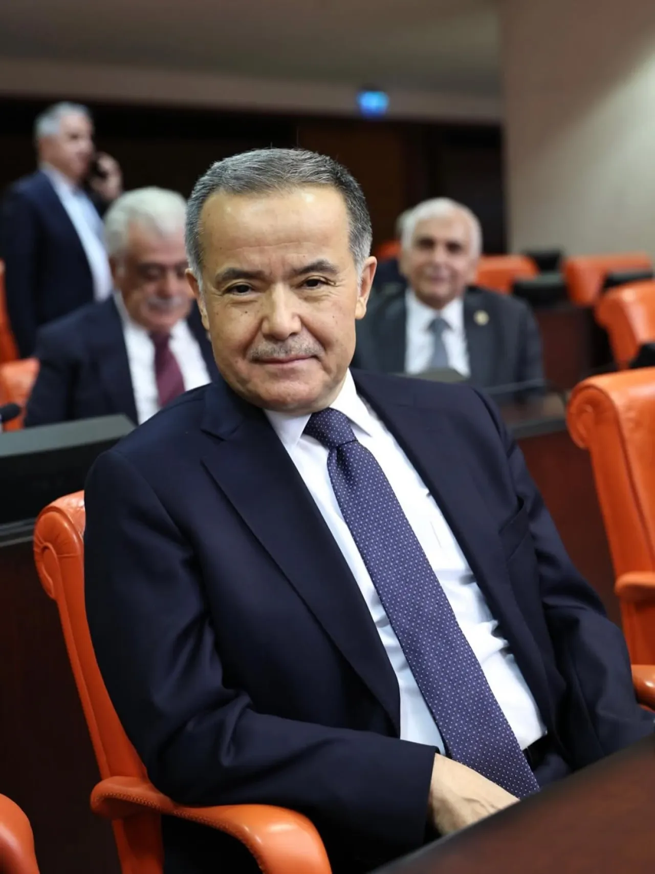AK Partili Aydoğdu'dan 1 Mayıs ve Cuma Mesajı: 