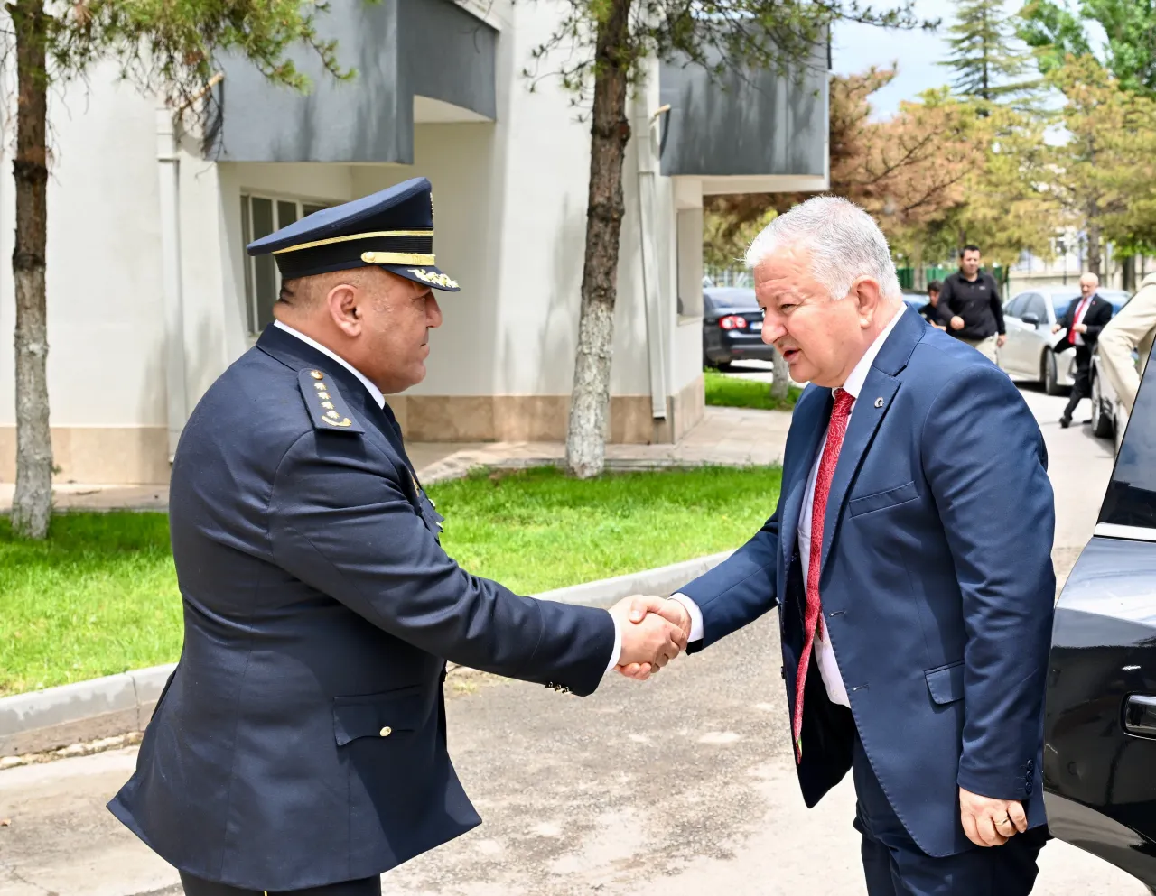 Aksaray Protokolünden Emniyet Güçlerine Bayram Ziyareti: Huzur Vurgusu Yapıldı