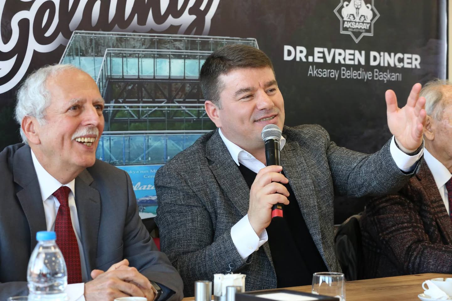 Gazeteciler Günü'nde Aksaray'da Birlik Mesajı
