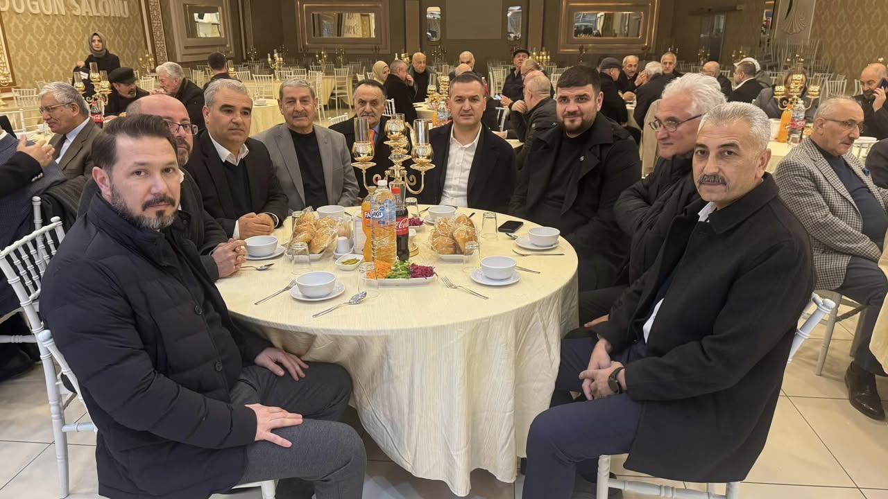 Aksaray'da Gazeteciler Günü'ne Coşkulu Kutlama