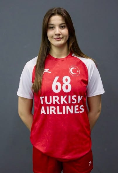 Genç Sporcularımız Dilek ve Cavidan'ın Başarılarıyla Gururlandık