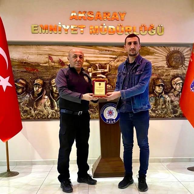 Aksaray Emniyet Müdürü Bekir Demir, Emekli Memuru Ağırladı