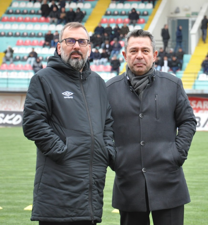 Aksarayspor, Somaspor'u Mağlup Ederek Liderliğe Yükseldi
