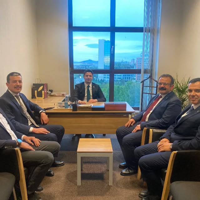 Aksaray AK Parti İl Başkanı Aktürk, Merkez İlçe ve Genel Merkez Yetkilileriyle Bir Araya Geldi