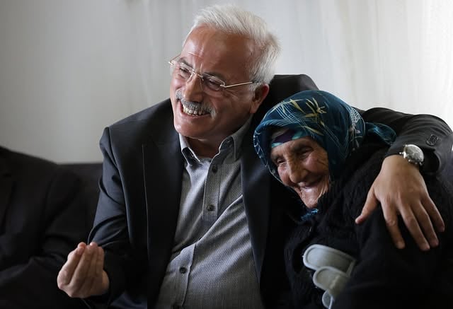 Aksaray Valisi Kumbuzoğlu, Karacaören'de Hemşehrileriyle Buluştu