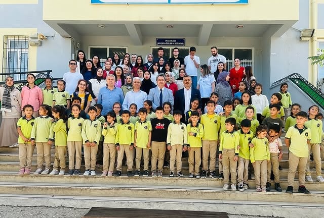Aksaray'dan Adıyaman'a Kitap Yardımı: Hayat Okumakla Güzel Projesiyle Kütüphaneler Açıldı