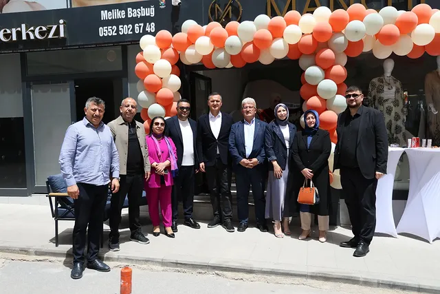 Aksaray'da Yeni Mağaza Açılışı: Milletvekili Yaldır ve TSO Başkanı Koçaş Katıldı