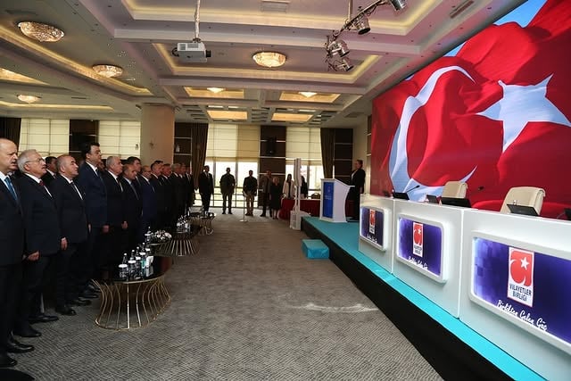 Aksaray Valisi Kumbuzoğlu, Vilayetler Birliği Genel Kuruluna Katıldı