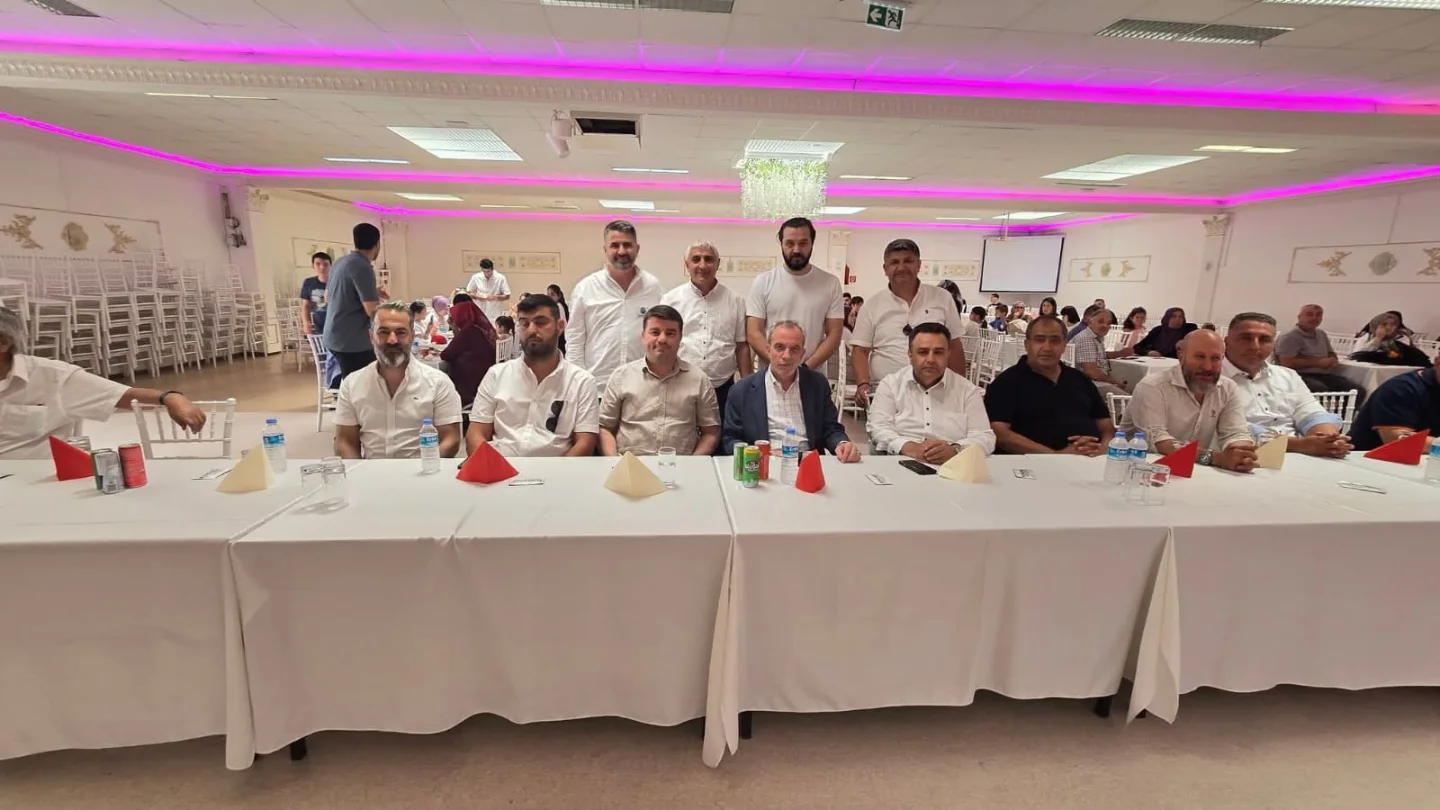 Aksaray Belediye Başkanı Dinçer, Avrupa'daki Hemşehrileriyle Buluştu